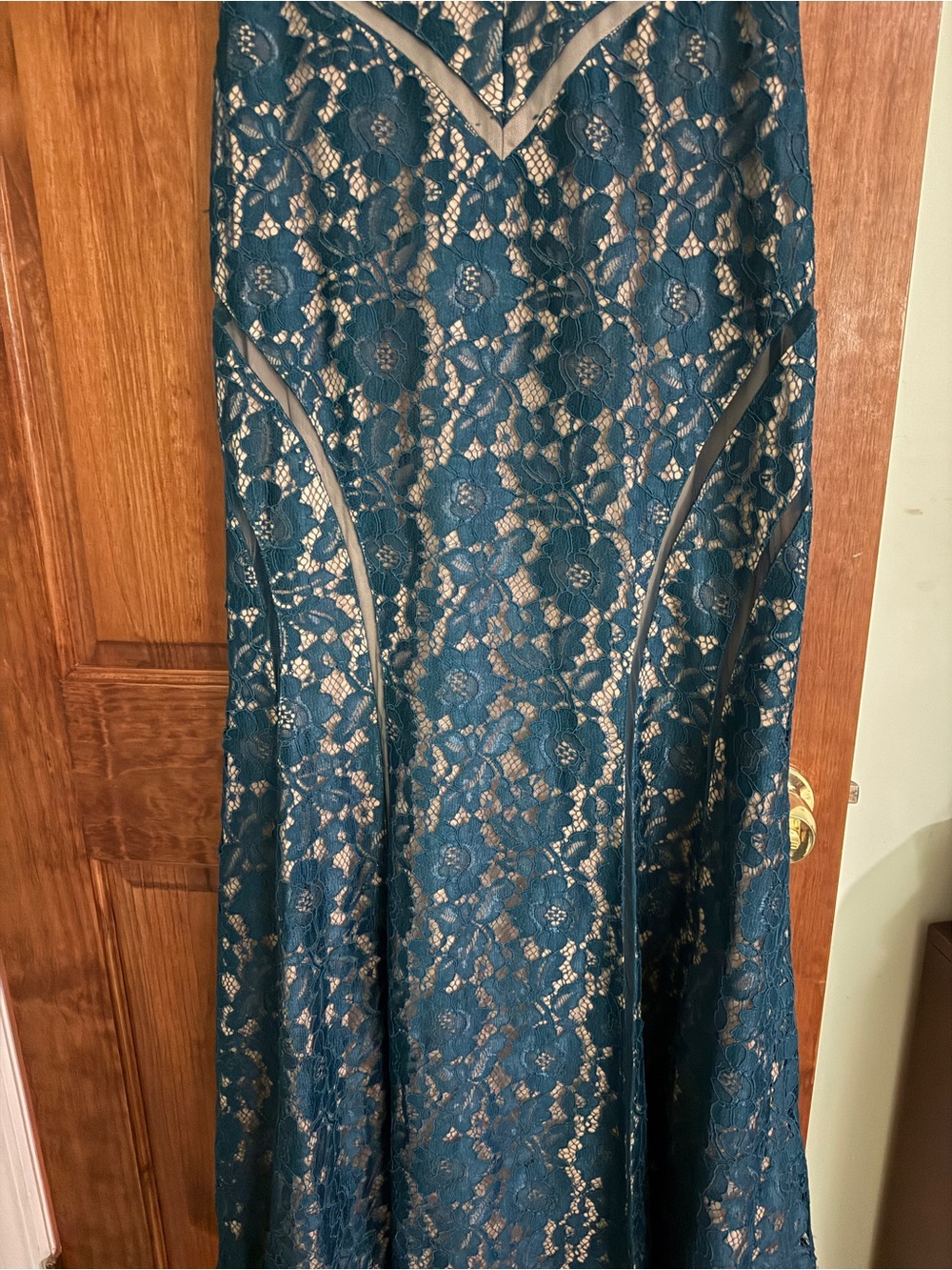 Xscape Teal Lace Evening Gown - Elegant Cap Sleeve Formal Dress - Picture 3 of 6